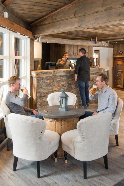 Nordal Turistsenter Hotel Lom Exterior photo