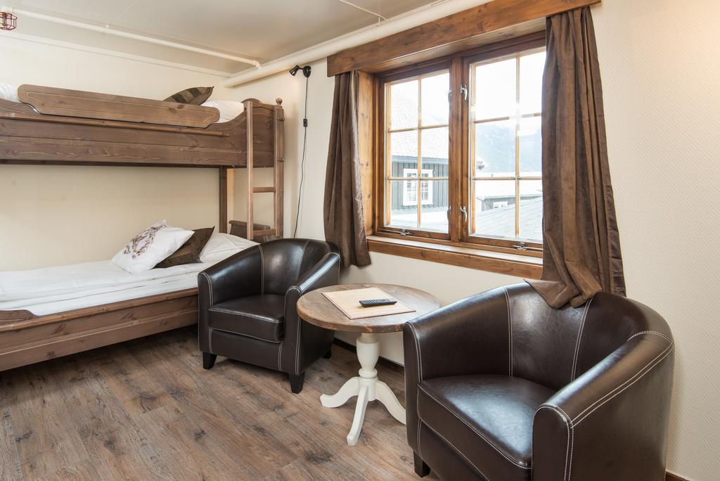 Nordal Turistsenter Hotel Lom Room photo
