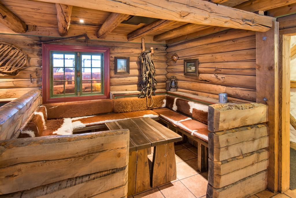 Nordal Turistsenter Hotel Lom Exterior photo